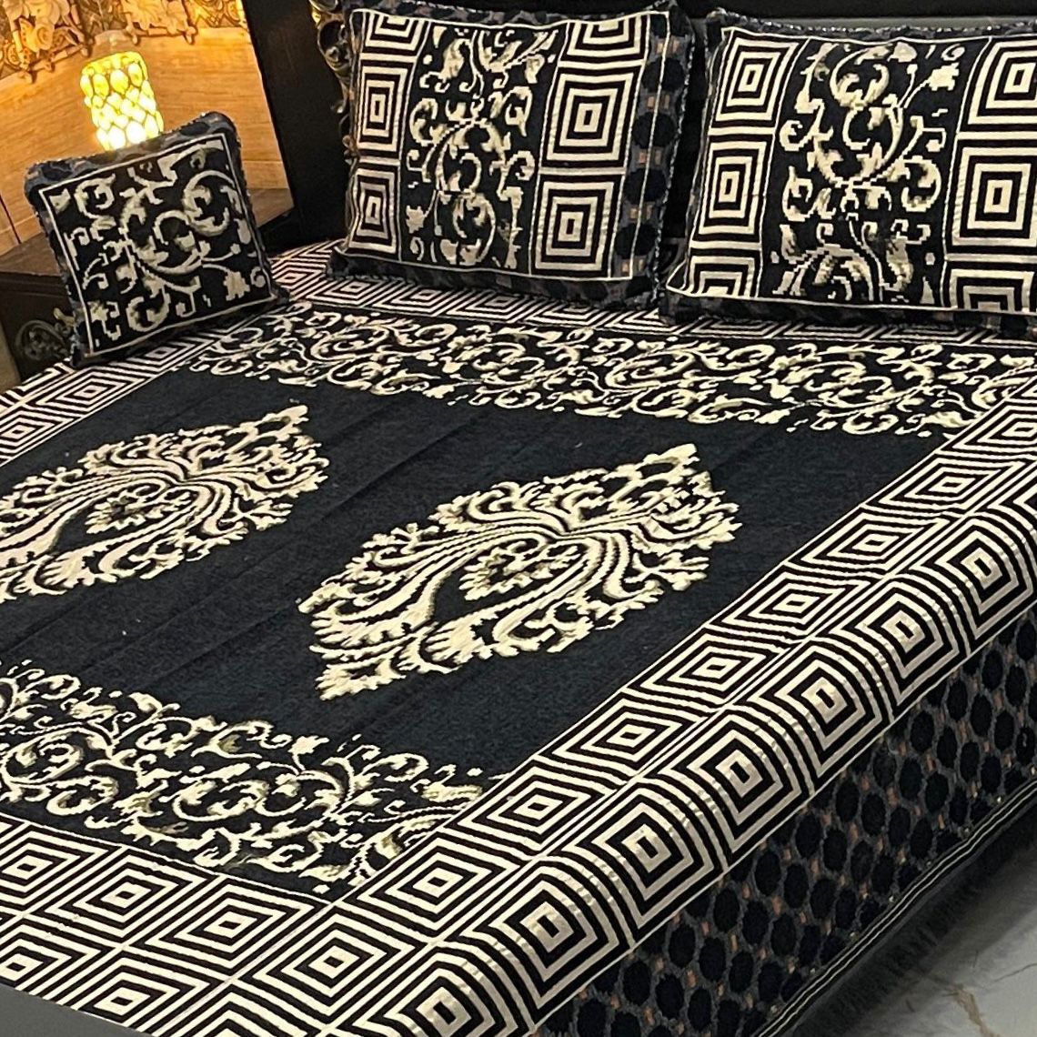 4pcs Bed Spread Velvet jacquard