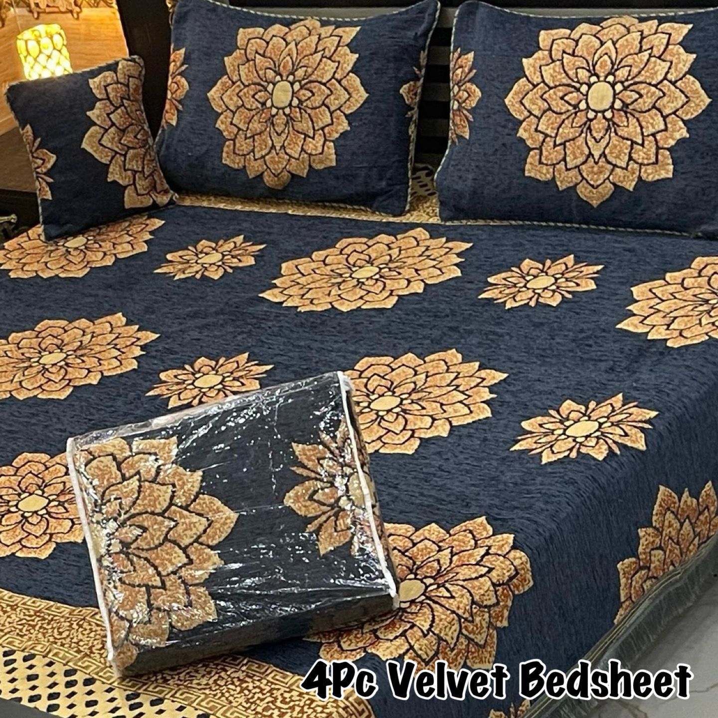 4pcs Bed Spread Velvet jacquard - Scented Whiispers