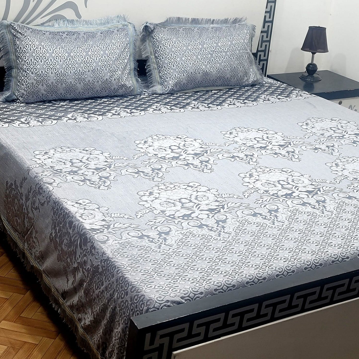 3pcs Bed Sheet (Silk Jacquard)